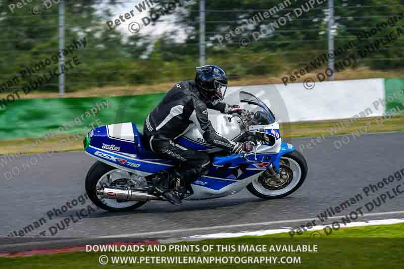 enduro digital images;event digital images;eventdigitalimages;mallory park;mallory park photographs;mallory park trackday;mallory park trackday photographs;no limits trackdays;peter wileman photography;racing digital images;trackday digital images;trackday photos